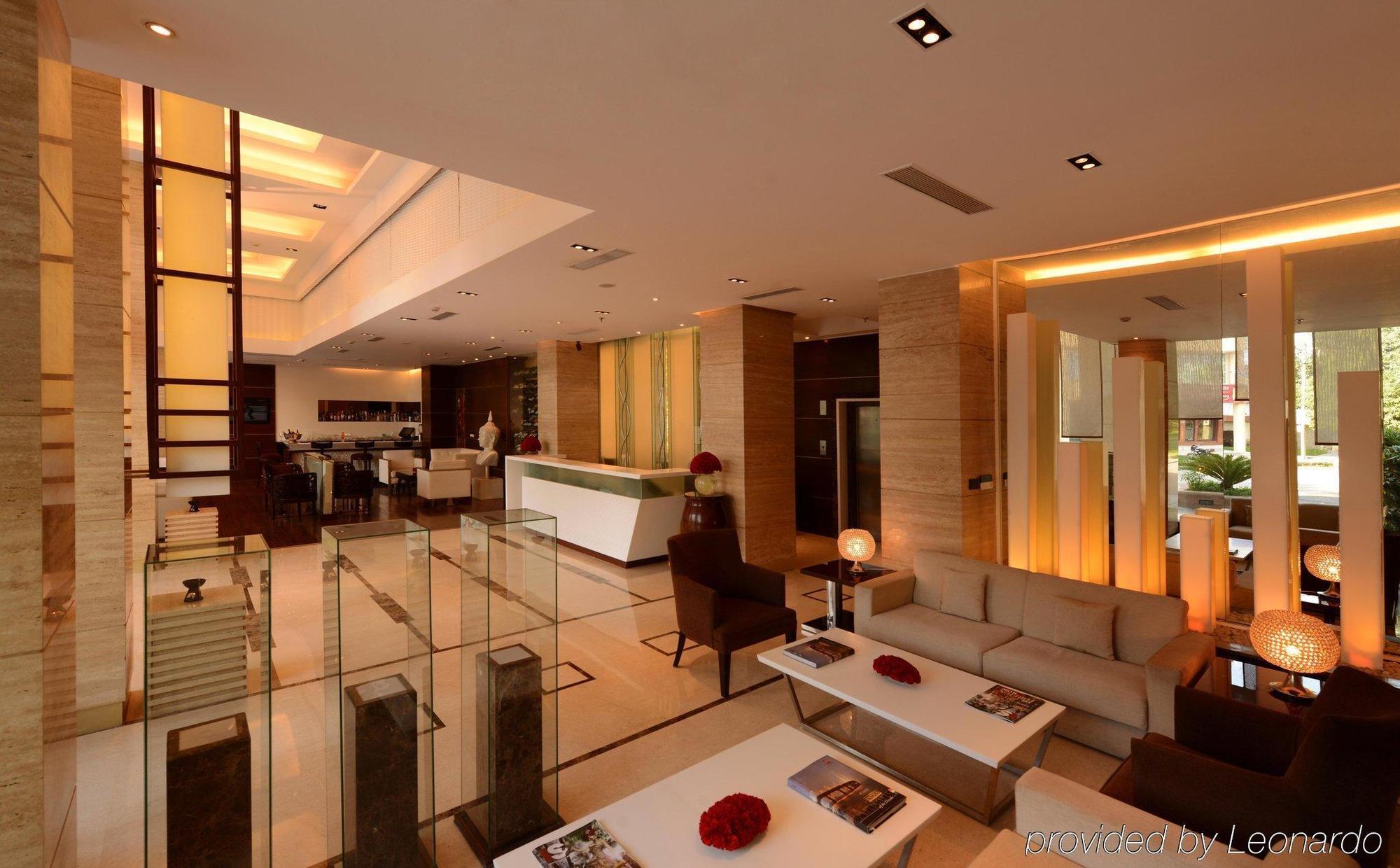 The Galgotias Hotel Gurugram Gurgaon Interior photo